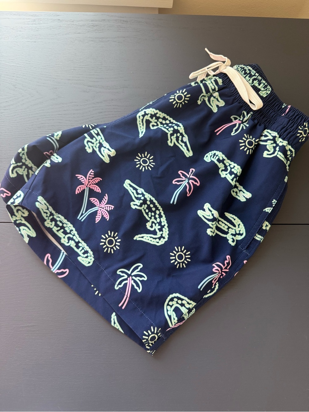Chubbies, Mens Small, Navy Swim Shorts with Neon Crocodile & Palm Print